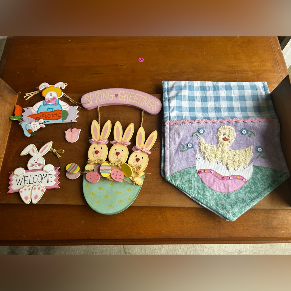 Easter Bunny and Chick Decoration Set